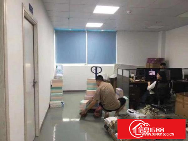 福永新和村新出楼上950平豪华装修无尘厂房