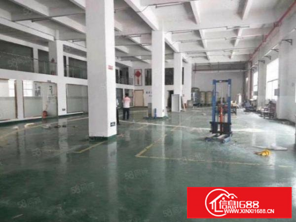 有房产证。容桂高黎工业区标准一楼800方，园区管理，空地大