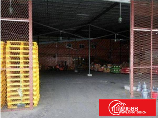 坪山科技路独院钢构厂房1600平米带卸货平台