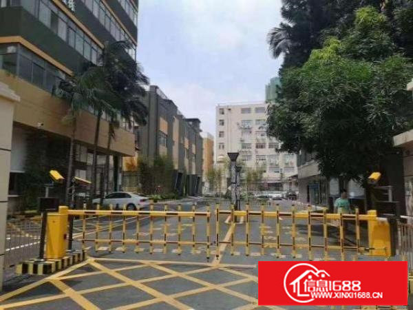 出租横岗六约一楼650平层高6米带装修适合各种展厅