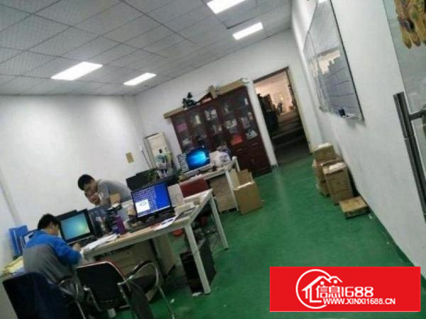 布吉建盈工业区个人厂房出租，二楼1300平方带装修