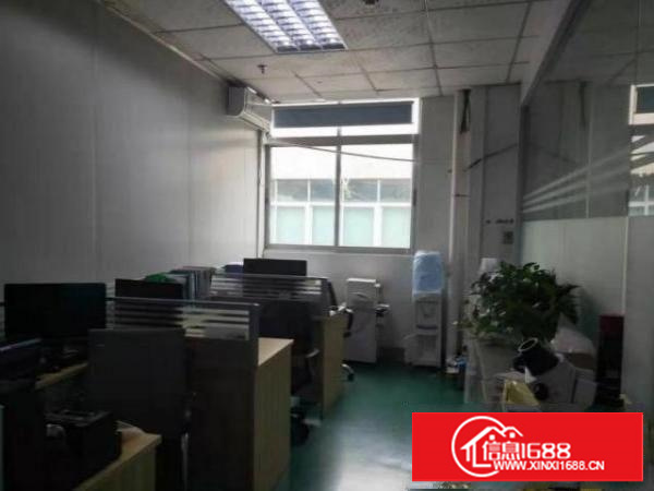 石排庙边王新出楼上带无尘车间810平厂房，实际面积出租