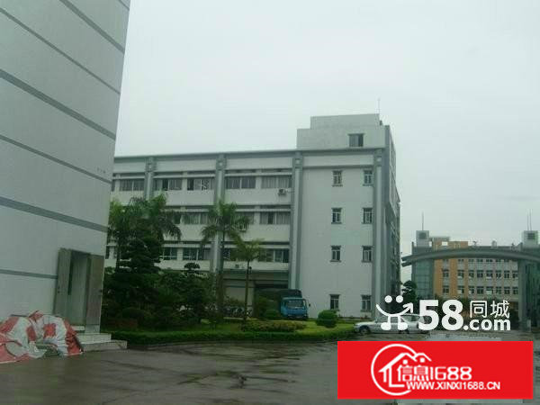 大浪龙达工业区新出三楼470平带装修厂房招租