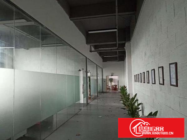 清溪罗马村楼上300平精装厂房出租，双行电梯