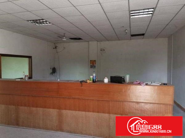 坂田新出原房东形象好楼上靓厂1900平方可分租！！！