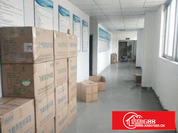 石岩劳务工博物馆附近500平米厂房，21元好招工电子厂刚搬走