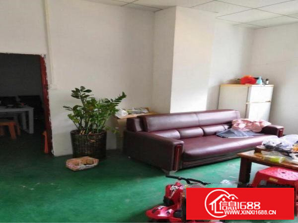 横岗大康新出楼上整层460平米出租