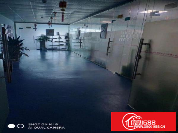 平湖上木古带装修二楼1800平方厂房出租