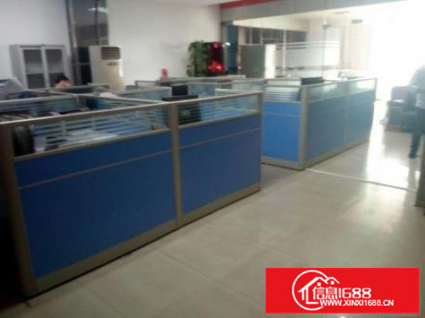 龙岗新生广场附近楼上600平米带装修分租