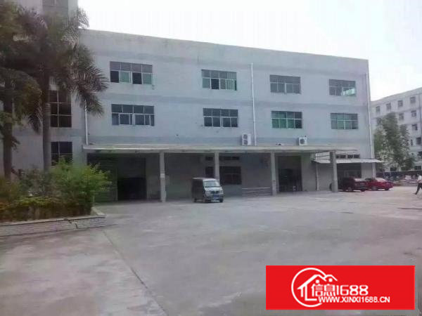 莆心湖标准厂房3000平有办公室装修出租，配有货梯，人流量大