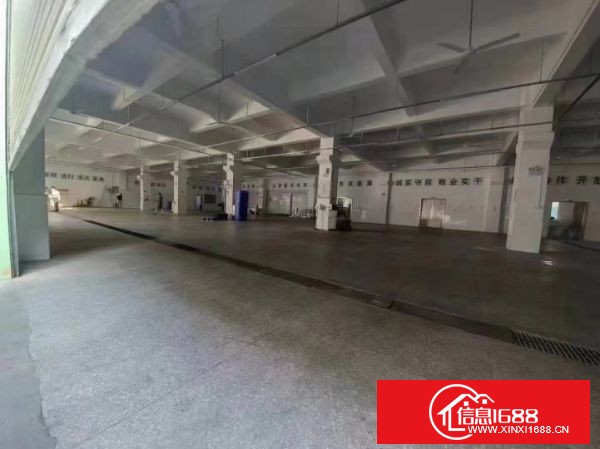 横岗六约地铁站附近新出一楼2600平方出租，可分租