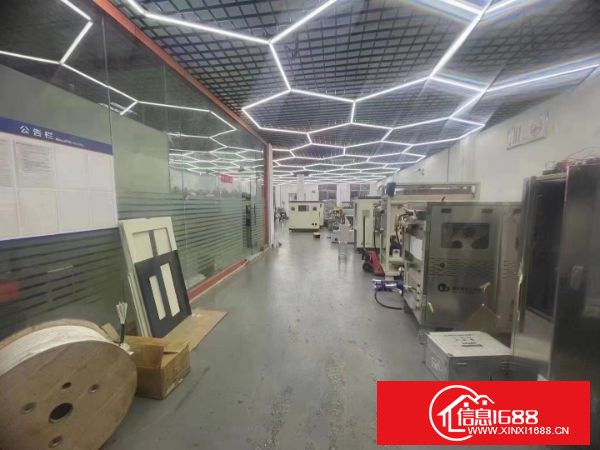 东莞长安宵边一楼靠近深圳 一楼420平，装修齐全