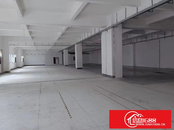 横岗坳背花园式厂房出租：一楼面积：1200平方，1600平方，大小分租