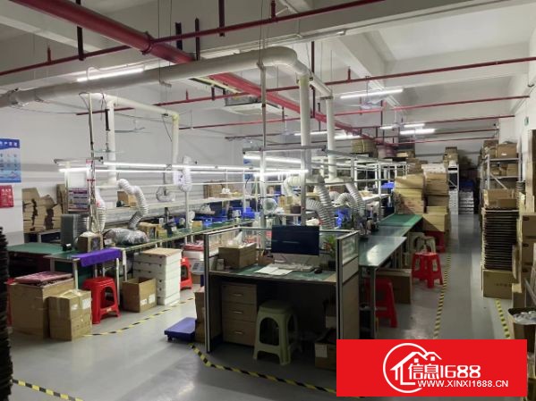 龙岗宝龙南约地铁站附近高新园区新出三楼650平方，带装修，现成水电