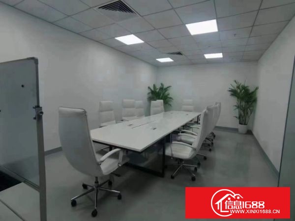 观澜地铁口原房东全新装修一整层1600平，带前台办公室、车间、仓库，现成无尘车间，环境优美