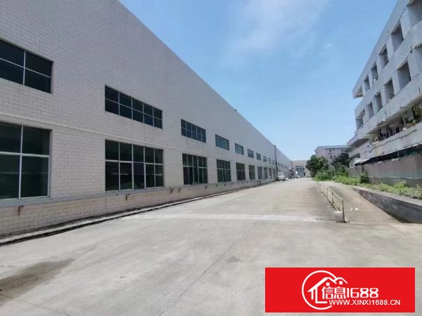 清溪红本重工业钢构厂房12米高！面积15000平米，有精装修办公楼三层按需要出租。带牛角