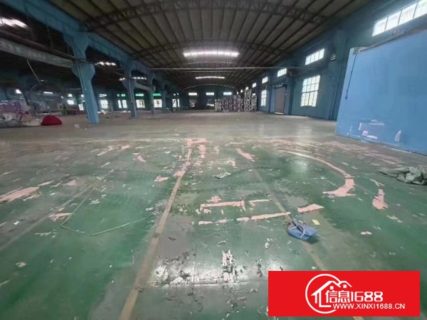 东莞大岭山厚大路原房东单一层独院4300平方，宿舍+办公400平方，总面积4700平方，实际面积出租，300平方起租