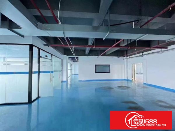 东莞塘厦田心新出原房楼上2160平厂房出租，有现成的办公室装修，水电齐全