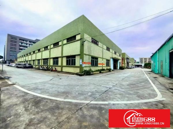 东莞大岭山大岭村 7月底待新空出钢构9000平方，砖墙到顶，滴水8米，中间无柱子，花园式园区，大小面积分租