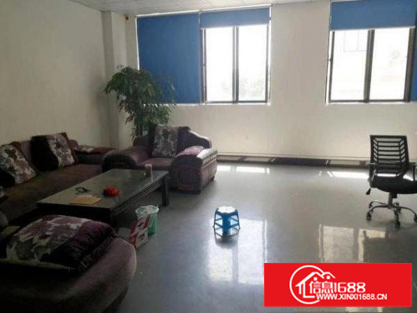 龙岗区坂田标准厂房楼上700平实际面积豪华办公出租