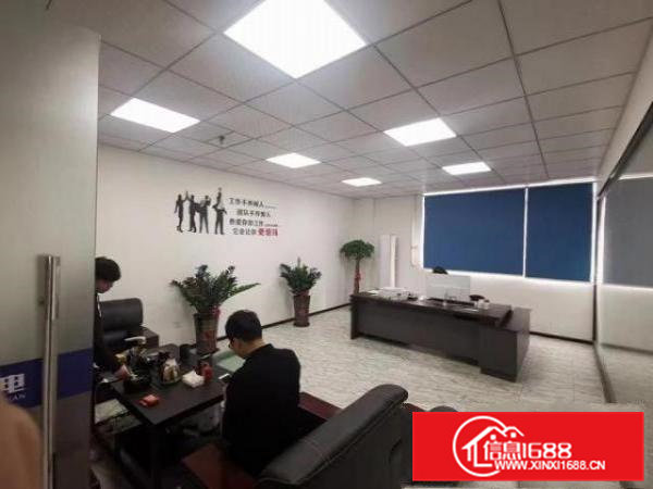 凤岗油甘埔新出楼上1000平，现成装修