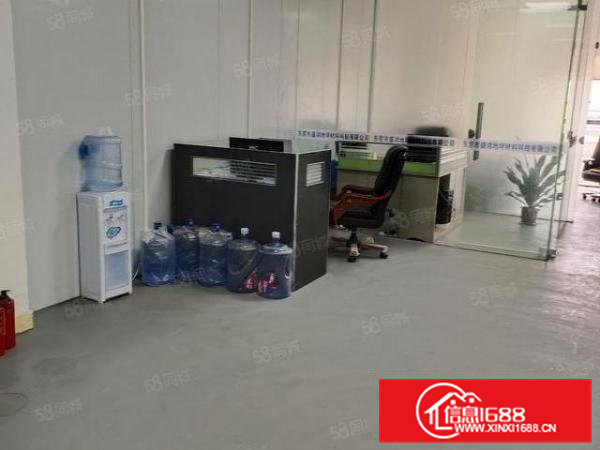 东莞企石楼上650平米带水电办公室装修厂房出租，工业用地