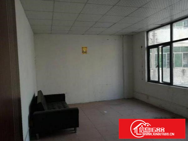 企石莫屋村新出楼上240平米带装修厂房