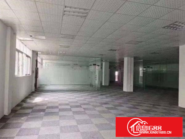 横岗四联独院三层5200平方厂房招租，没有转让费