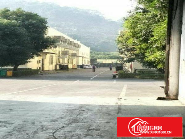 清溪三中高速路口电商物流仓库出租4平方有卸货平台