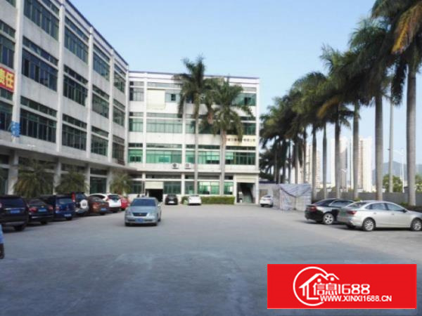 坑梓秀新社区红本厂房楼上880平现场装修厂房租14