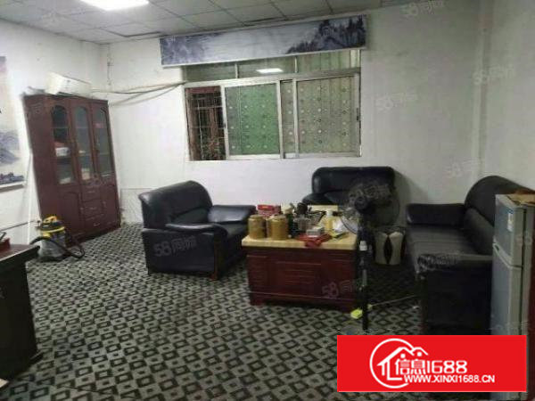 石岩三祝里新出1楼480平厂房，适合大型车辆进出，交通便利