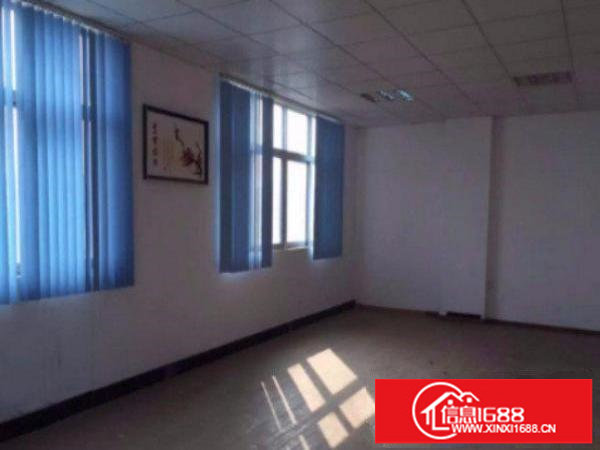 平湖鹅公岭空出标准厂房楼上1800平带装修出租水电齐全