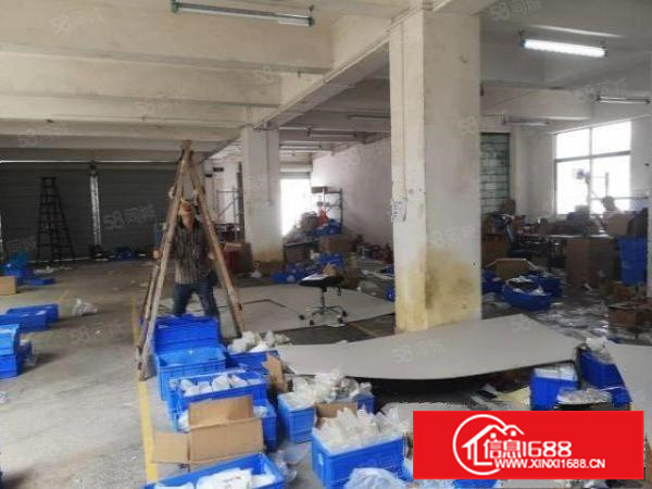 坂田五和地铁口附近一楼628平米仓库出租