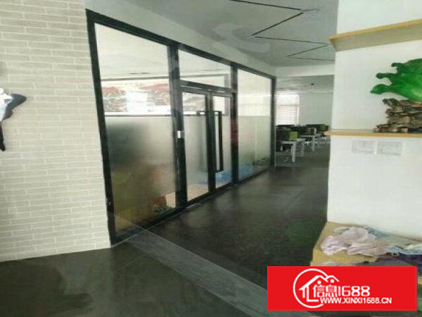 横岗永湖地铁站楼上精装750平方送精装修厂房