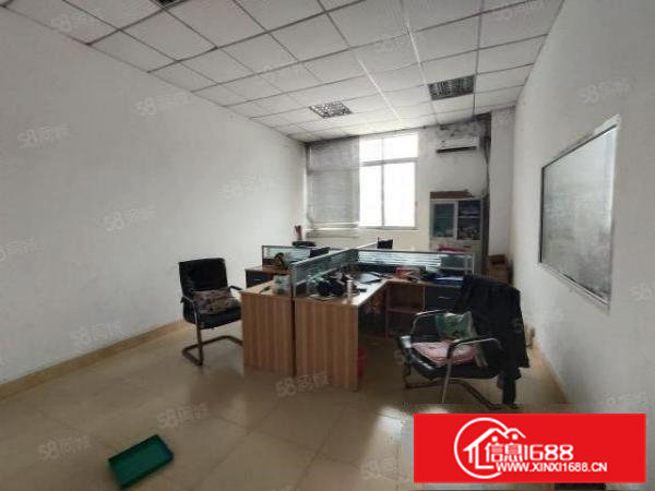 东莞横枥标准红本厂房三楼1000平招租，精装修现成水电