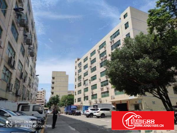 石岩机荷高速旁村委厂房实际面积招租