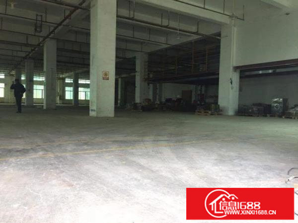 横岗永湖地铁站1.5公里处新出标准一楼厂房2000平方出租
