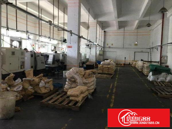 龙岗嶂背大道边村委厂房一楼950平米出租