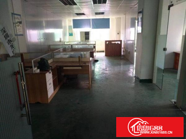 龙岗地铁口，原业主，带装修，800平方厂房招租