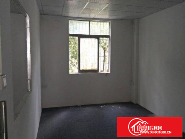 惠阳秋长1000平楼上带精装修厂房有地坪漆整层出租