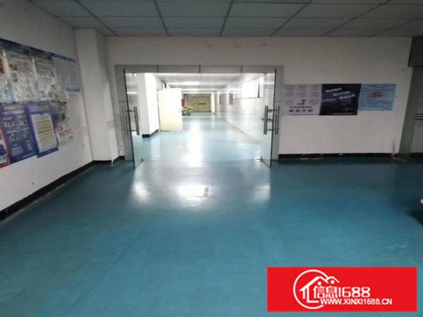 茶山镇出租二楼厂房900平方适合电子设备等等行业