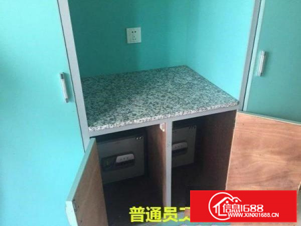 大型厂房出租，2~5万平方米，空地超大，可以做学校