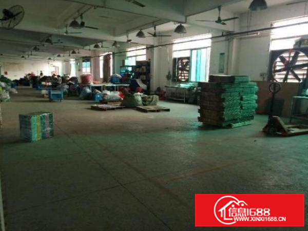 坪地大酒店附近出租一楼或楼上厂房460每层