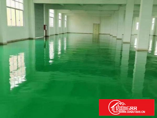 经典独门独院，镇中心！位置很好