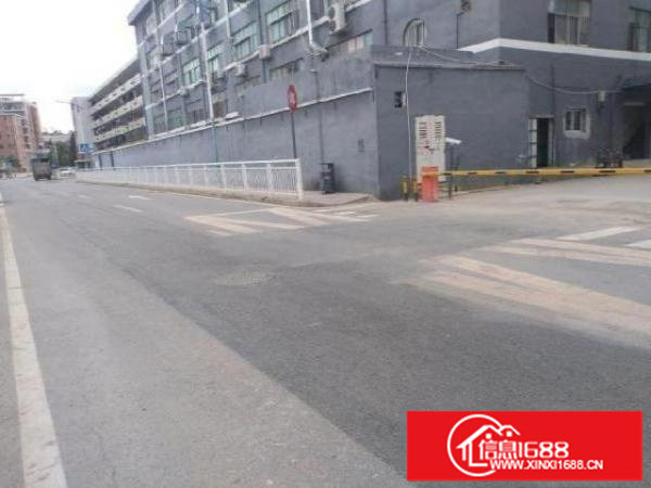 横坑1楼厂房900平米租28一方