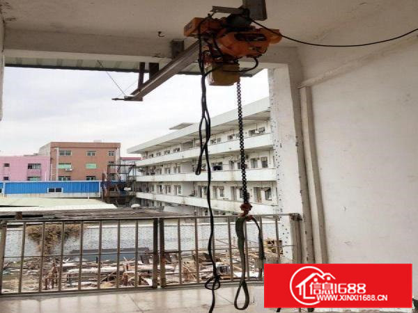 （出租）常平苏坑标准厂房一楼和二楼各1200平带精装修