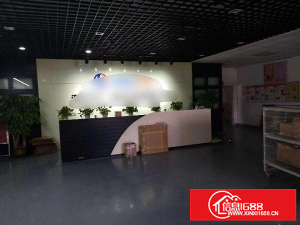 横岗六约社区新出1050平厂房出租