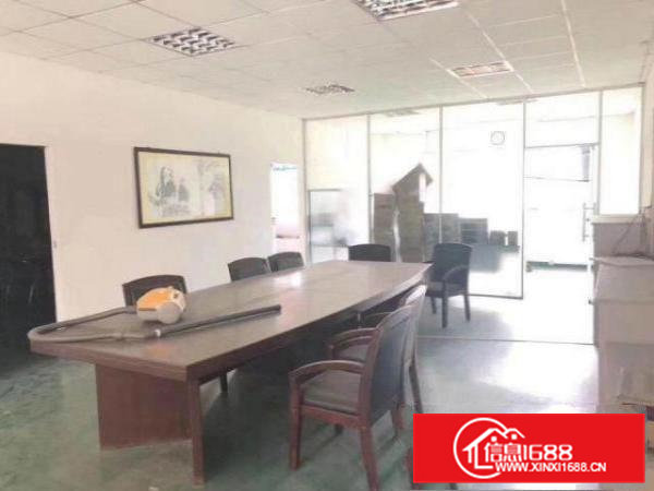 金凤凰工业区楼上厂房600方，带豪华办公室刷地坪漆拎包