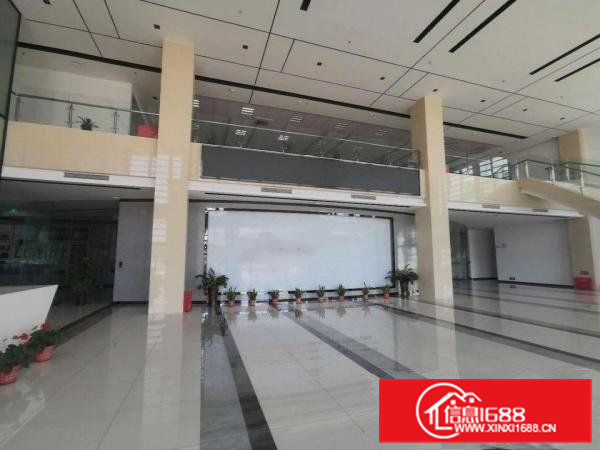 寮步缪边带豪华装修标准独院厂房一楼1000平方出租