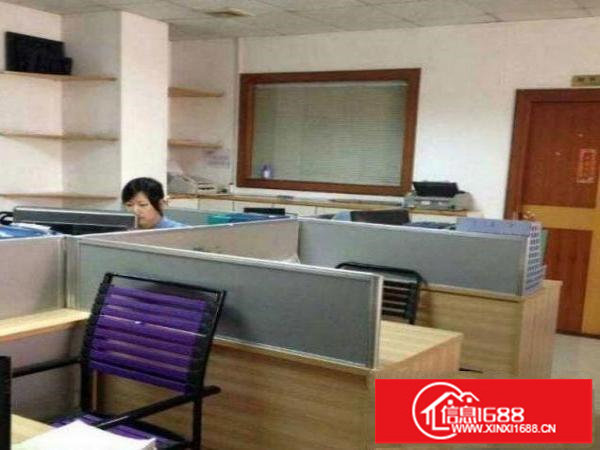 出租龙岗区中心城标准厂房楼上1500平带装修